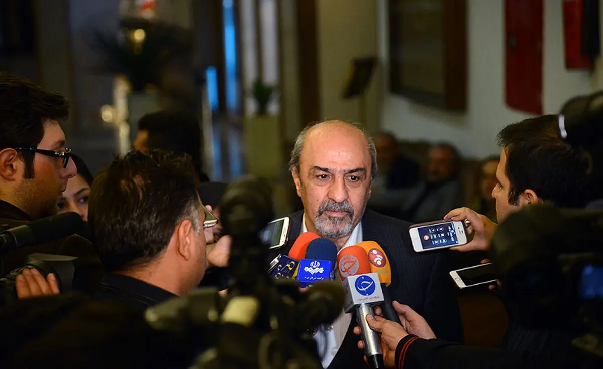 گودرزی: فدراسیون فوتبال باید خودش را با ضوابط تطبیق دهد