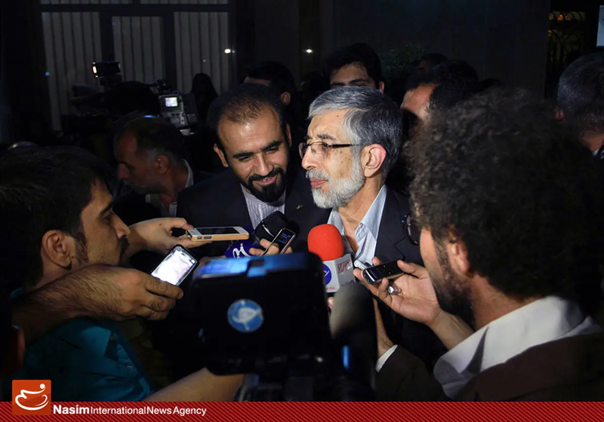 حداد عادل: مجید مجیدی، شخصیت فرهنگی سال ۹۳ است