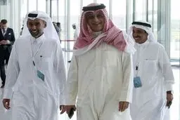 شیخ سلمان: می‌توانم بگویم دادن میزبانی به امارات تصمیم سختی نبود
