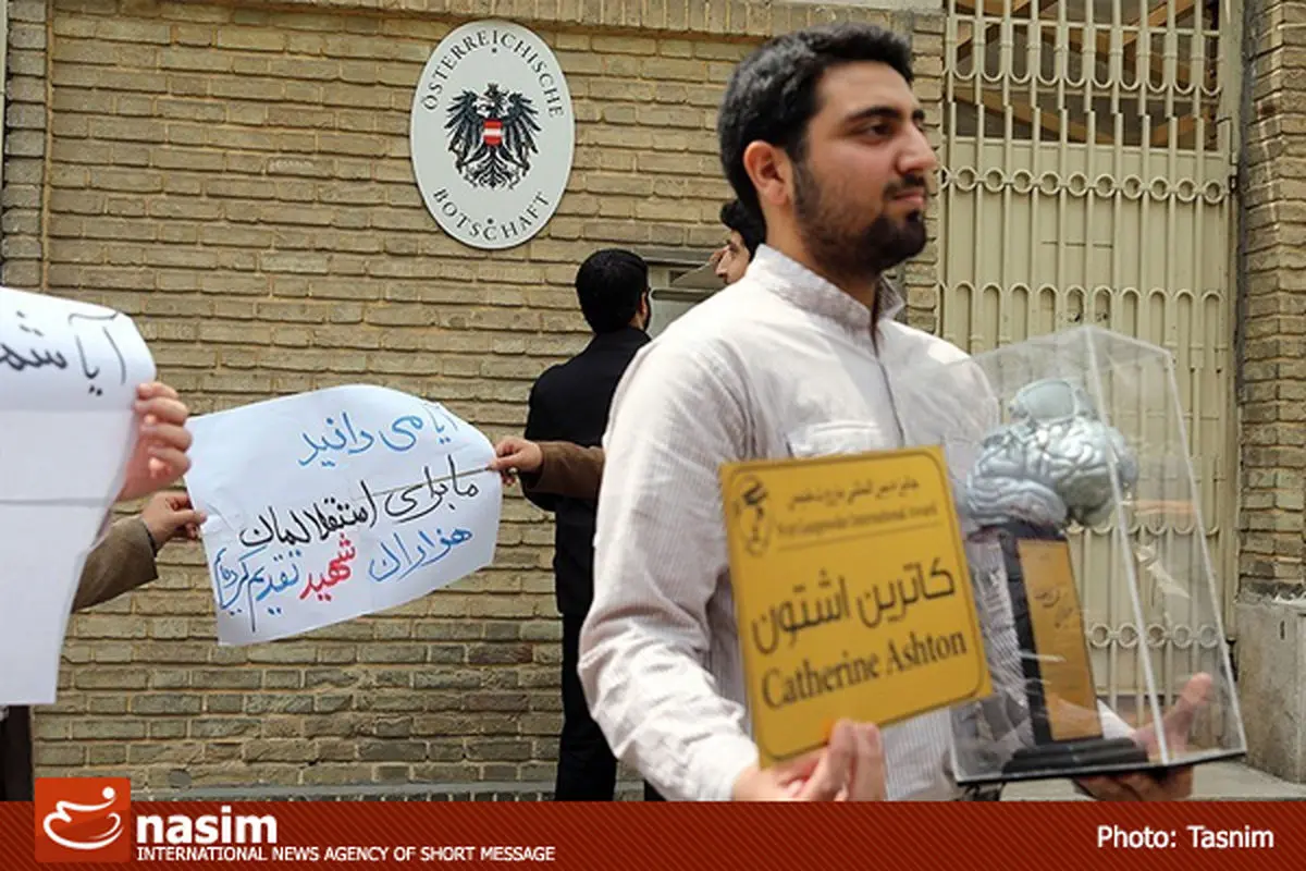 دعوت‌نامه "جشنواره باروت خیس" به سفارتخانه‌های آلمان و فرانسه تحویل داده شد