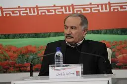 پژویان: کسی با سود ۴۰۰ درصدی بازرگانی به سمت صنعت نمی‌رود