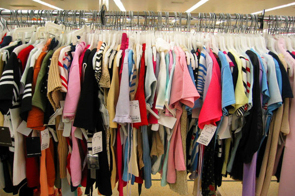 مشاور اتحادیه پوشاک:   فروش پوشاک امسال نسبت به سال گذشته یک سوم بود
