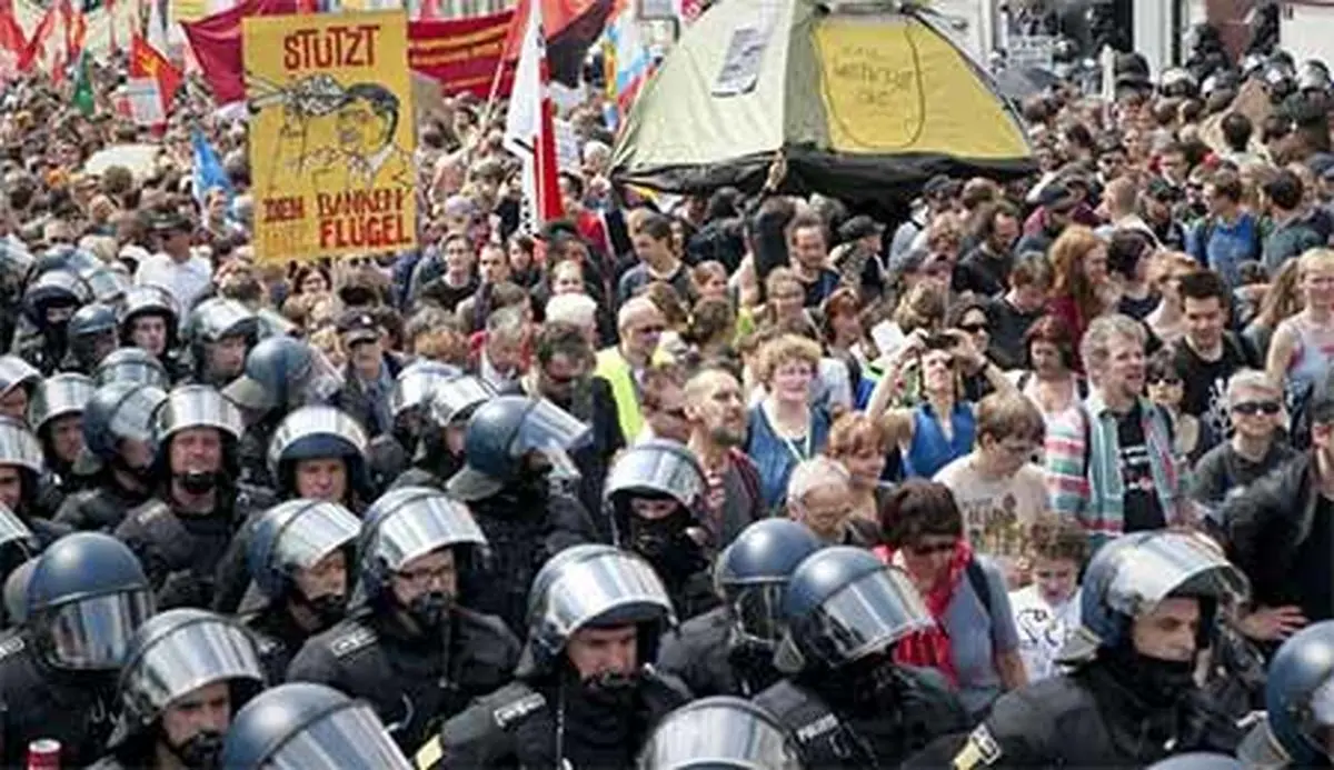 ۳۵۰ نفر در تظاهرات علیه ریاضت اقتصادی در آلمان بازداشت شدند