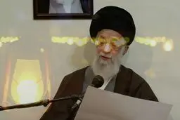 فیلم:: شعرخوانی دیدنی رهبر معظم انقلاب