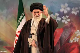 سخنرانی مقام معظم رهبری در حرم امام رضا (ع) آغاز شد