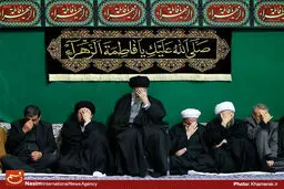 گزارش تصویری:: اولین شب عزاداری شهادت حضرت زهرا(س) در حسینیه امام خمینی(ره)