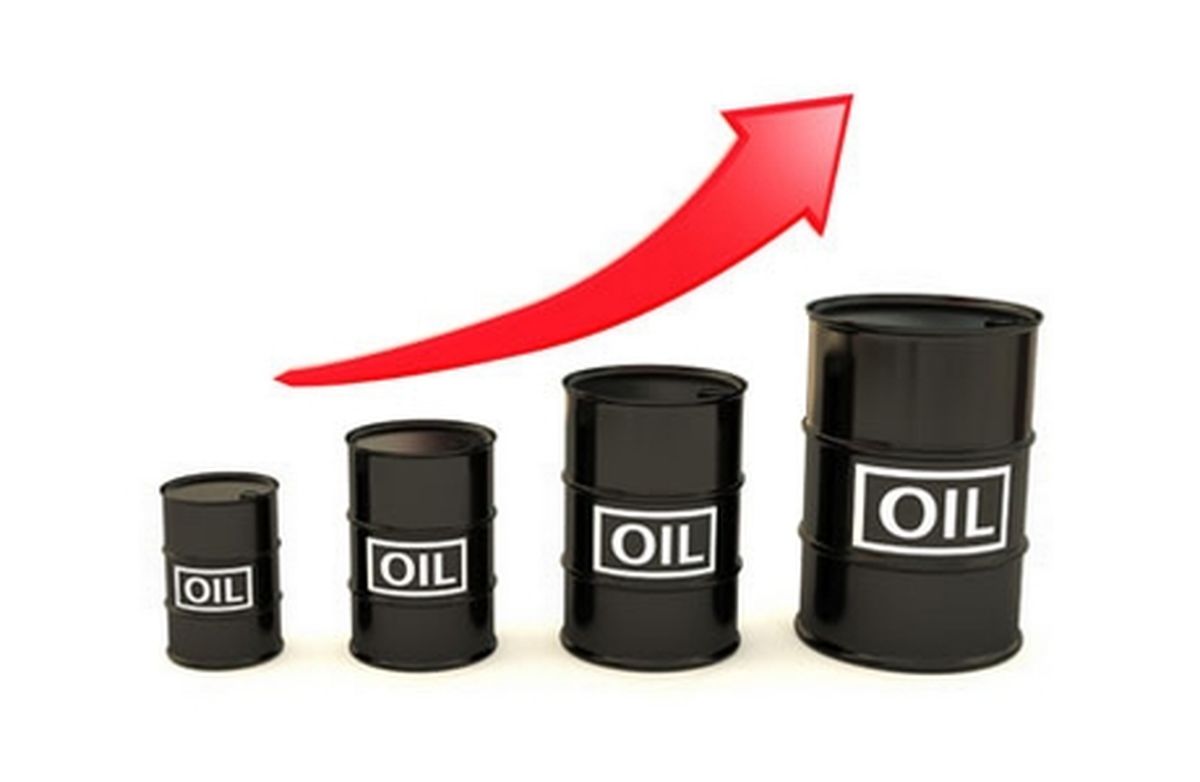 حمله سعودی به یمن قیمت نفت را ۳ دلار گران کرد