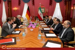 گزارش تصویری:: برنامه‌های وزیر امور خارجه در پنجمین روز مذاکرات لوزان