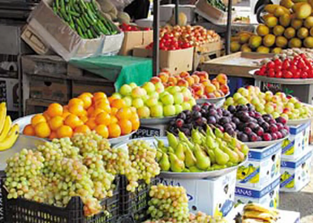 بانک مرکزی: میوه‌های تازه در هفته ‌آخر اسفند ۶۱.۵ درصد گران شد+ جزئیات