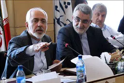قشقاوی: ظریف به ادعاهای کریمی قدوسی اعتراض کرد