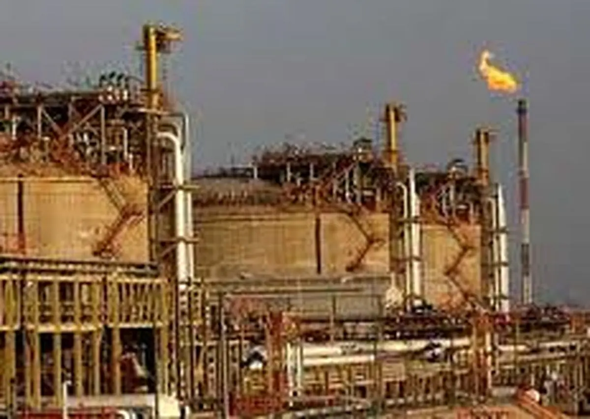 پالایشگاه فازهای ١٥ و ١٦ میدان پارس جنوبی تا خردادماه امسال تکمیل می‌شود