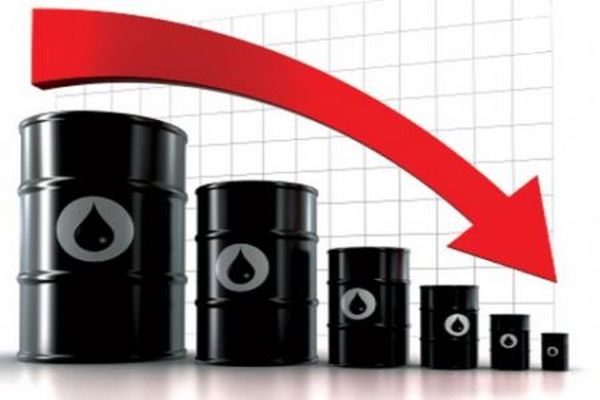قیمت جهانی نفت در بازار آسیا کاهش یافت