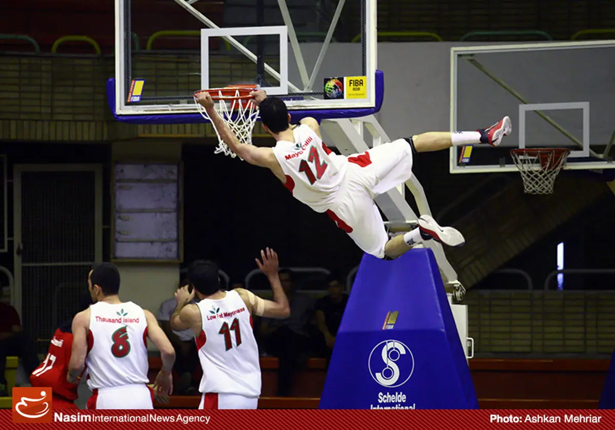 گزارش تصویری:: دیدار تیم‌های بسکتبال مهرام تهران و ثامن مشهد