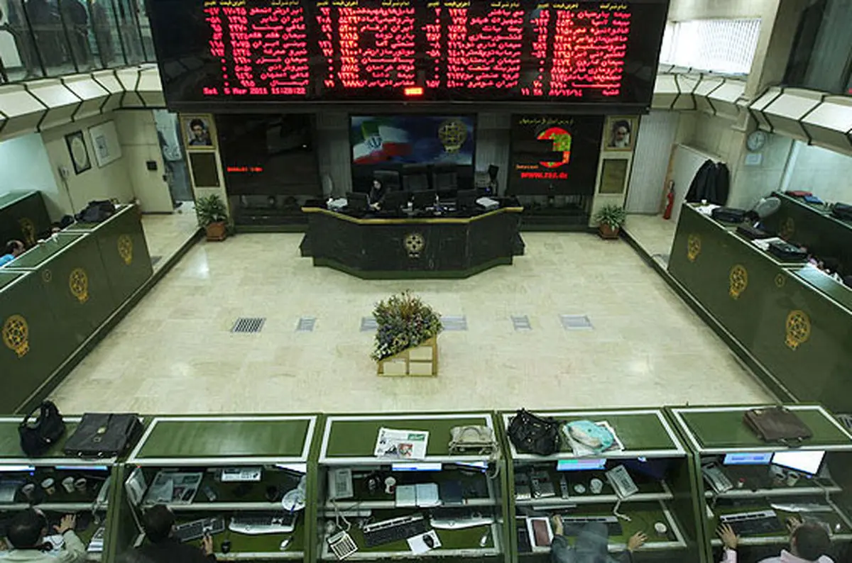 شاخص بورس  ۵۲۴ واحد افزایش یافت