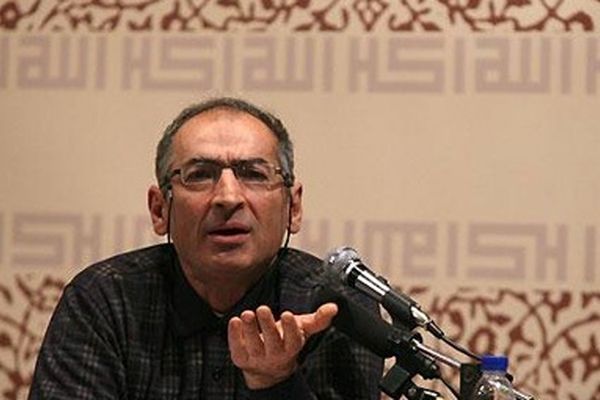 صادق زیباکلام: معتقدم در هر توافق یا مصالحه‌ای به هر حال عقب نشینی‌هایی باید انجام شود