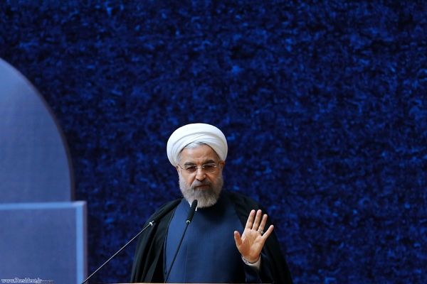 روحانی: هیچ توافقی را امضا نمی‌کنیم مگر اینکه تحریم‌ها همان روز اول لغو شود