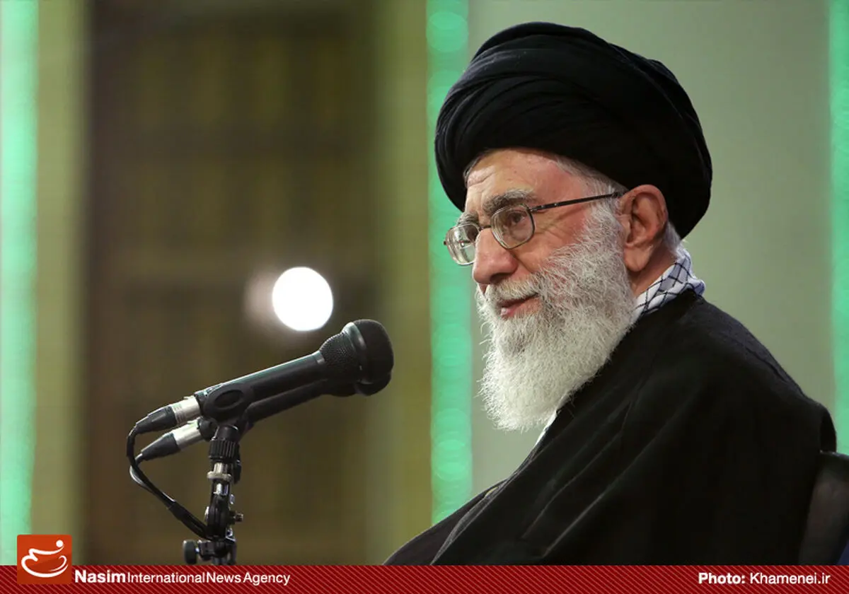 رویترز: آیت‌الله خامنه‌ای در سخنرانی خود در مورد نیات "شیطانی" آمریکا هشدار داد