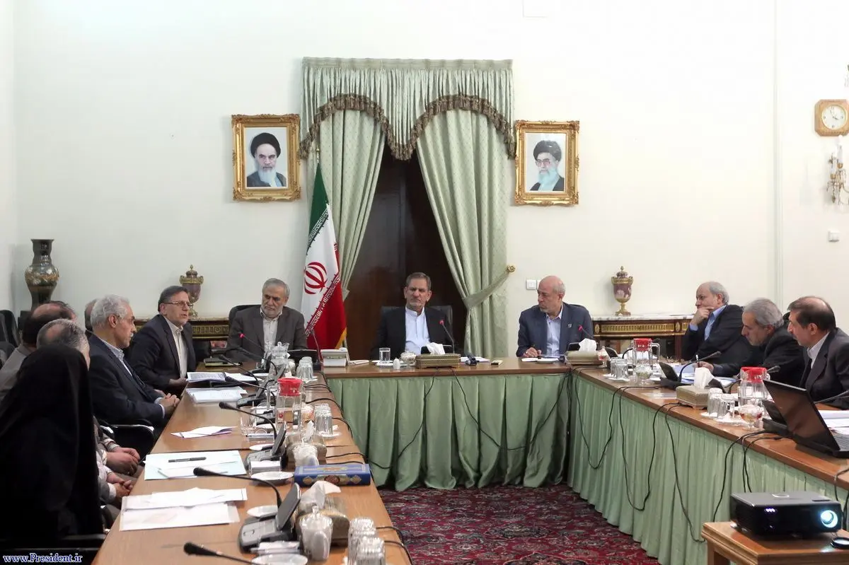 جهانگیری: دولت برای توسعه صنعت آب و برق کشور اهتمام ویژه دارد