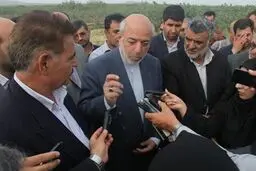 وزیر نیرو: ۴۹ درصد از مجموع ظرفیت سدهای کشور از آب پر شده است