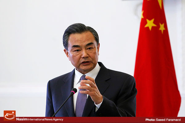 وزیر امور خارجه چین لوزان را ترک کرد