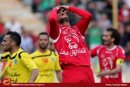 گزارش تصویری:: دیدار تیم‌های پرسپولیس و راه آهن