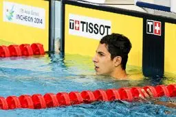 شناگر ایرانی در تورنمنت دبی طلا گرفت