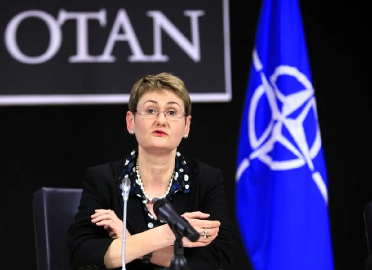 سخنگوی ناتو: توافق هسته‌ای لوزان تغییری در آرایش سپر موشکی اروپا نخواهد داد