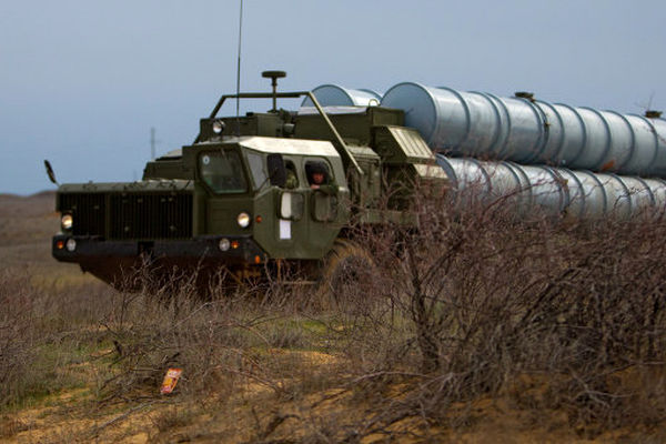 روسیه: مسکو آماده ارسال آخرین تکنولوژی دفاع موشکی به ایران در صورت لغو تحریم‌‌ها است