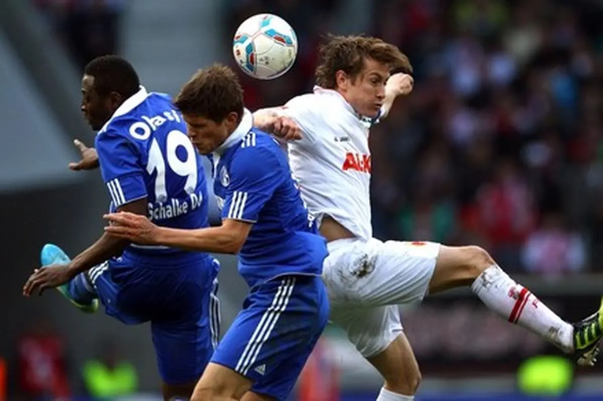 شالکه در زمین آگسبورگ به تساوی رسید