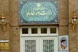 یکی از حاضرین در جلسه تیم مذاکره کننده هسته‌ای با منتقدین برخی وقایع این نشست را روایت کرد