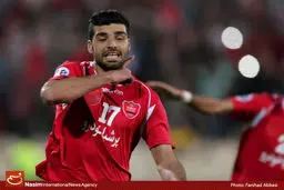 طارمی: نمی‌دانم چرا شادی گلم را به مسائل سیاسی ارتباط دادند