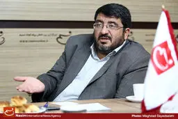 ایزدی: رهبری به منظور باز بودن دست دیپلمات‌ها در طراحی نقشه، در جزئیات  دخالت نمی‌کنند