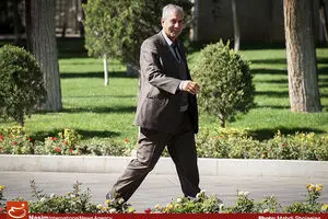 وزیر تعاون وارد باکو شد