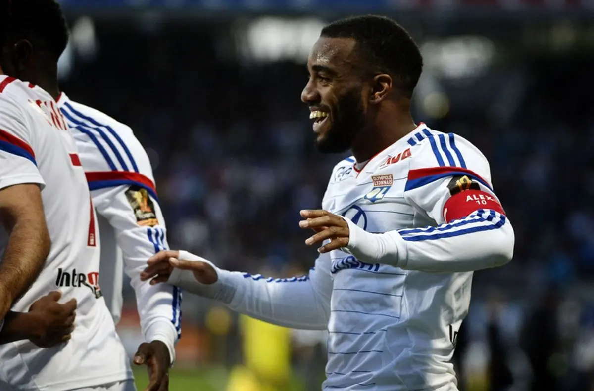لیون به صدر جدول لیگ فرانسه بازگشت