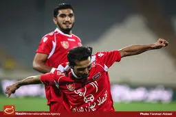 پرسپولیس با برتری به رختکن رفت