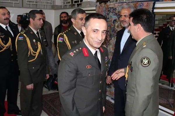 مراسم بزرگداشت روز ارتش جمهوری اسلامی ایران در محل سفارت ایران در ترکیه برگزار شد