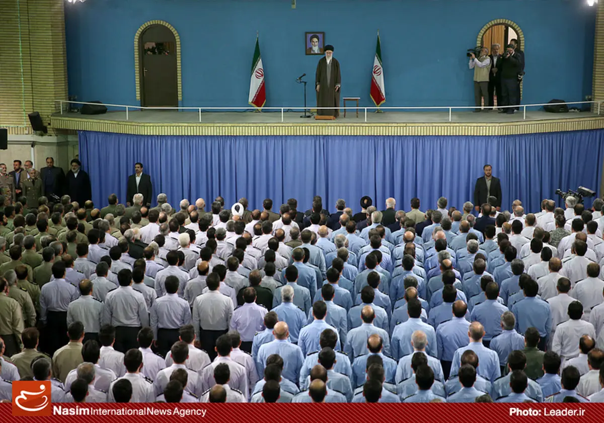 گزارش تصویری:: دیدار فرماندهان ارتش جمهوری اسلامی با رهبر معظم انقلاب