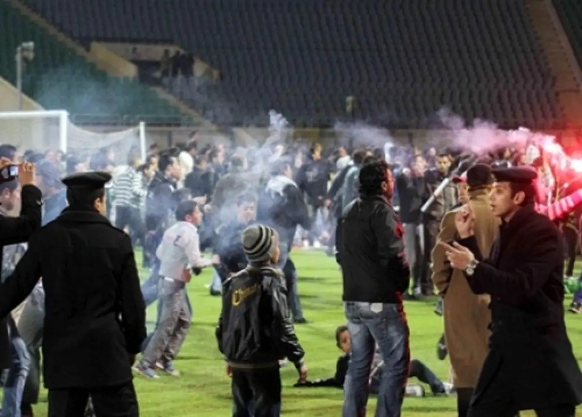 دادگاهی در مصر ۱۱ نفر را به جرم ارتباط با فاجعه ورزشگاه "پورت سعید" به اعدام محکوم کرد