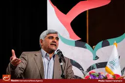 وزیر علوم: تدریس رشته‌هایی که عمر آنها به سر آمده متوقف می‌شود
