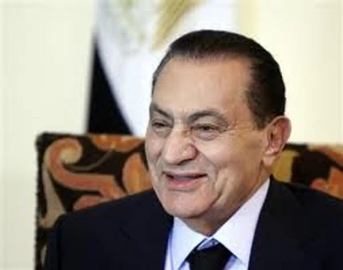 "دیکتاتور سابق" مصر از "کودتاچی جدید" حمایت کرد