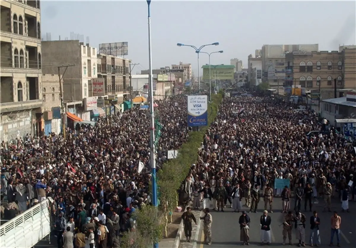 شعار "مرگ بر آمریکا" و "مرگ بر عربستان" بار دیگر در یمن طنین‌انداز شد