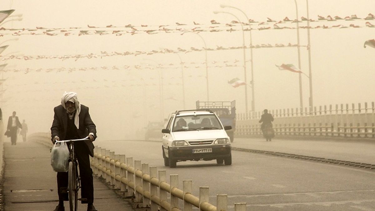 سازمان هواشناسی از تداوم وزش باد و گرد و خاک در جنوب شرق کشور خبر داد