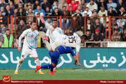 ملوان و فولاد در نیمه نخست مساوی کردند