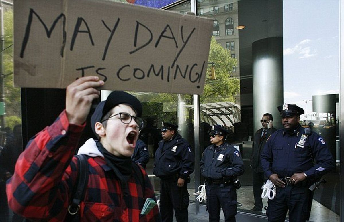 تعدادی از  تظاهرات‌کنندگان روز کارگر در "سیاتل" آمریکا دستگیر شدند