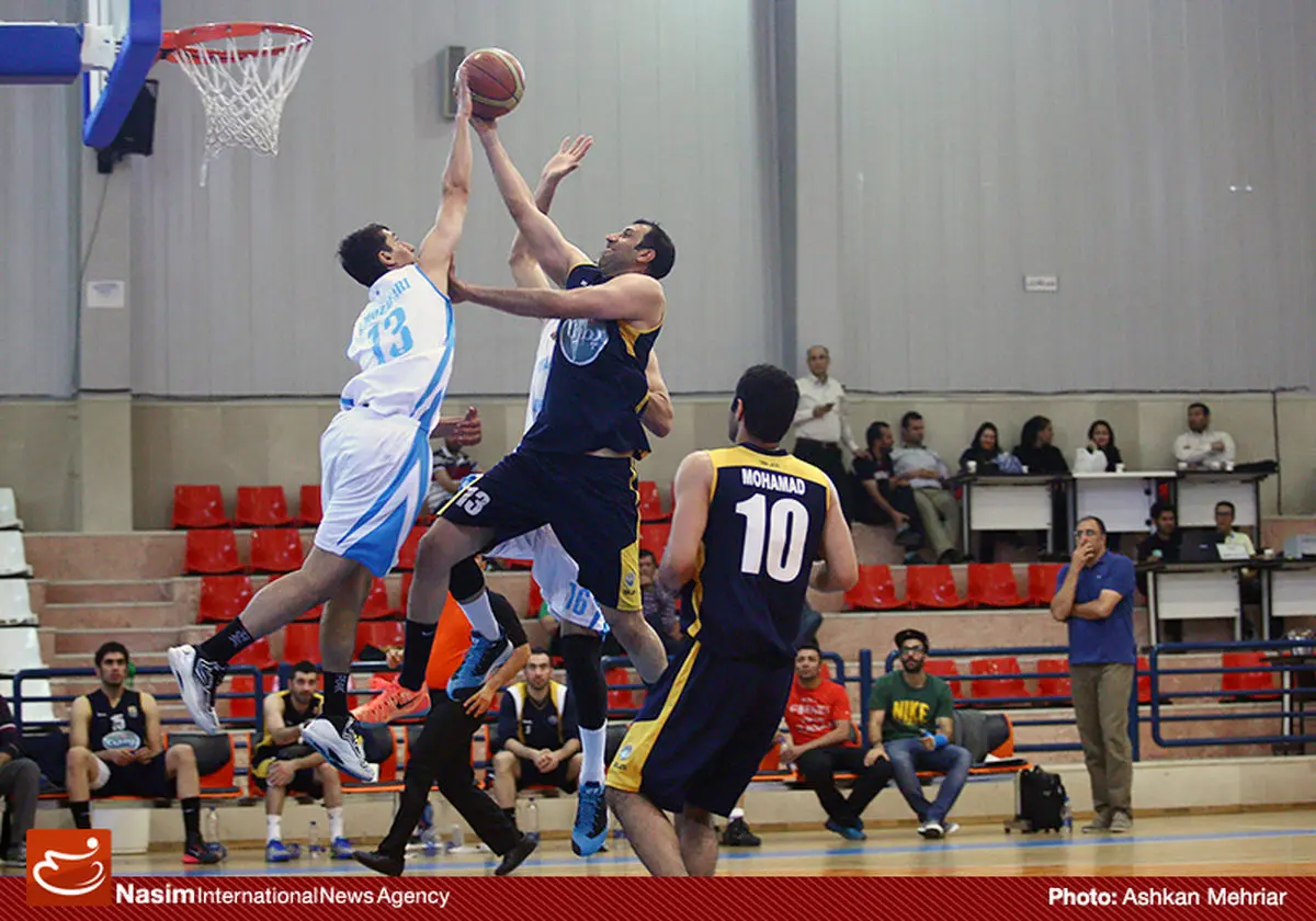 پتروشیمی بندرامام و دانشگاه آزاد در لیگ حرفه‌ای بسکتبال پیروز شدند