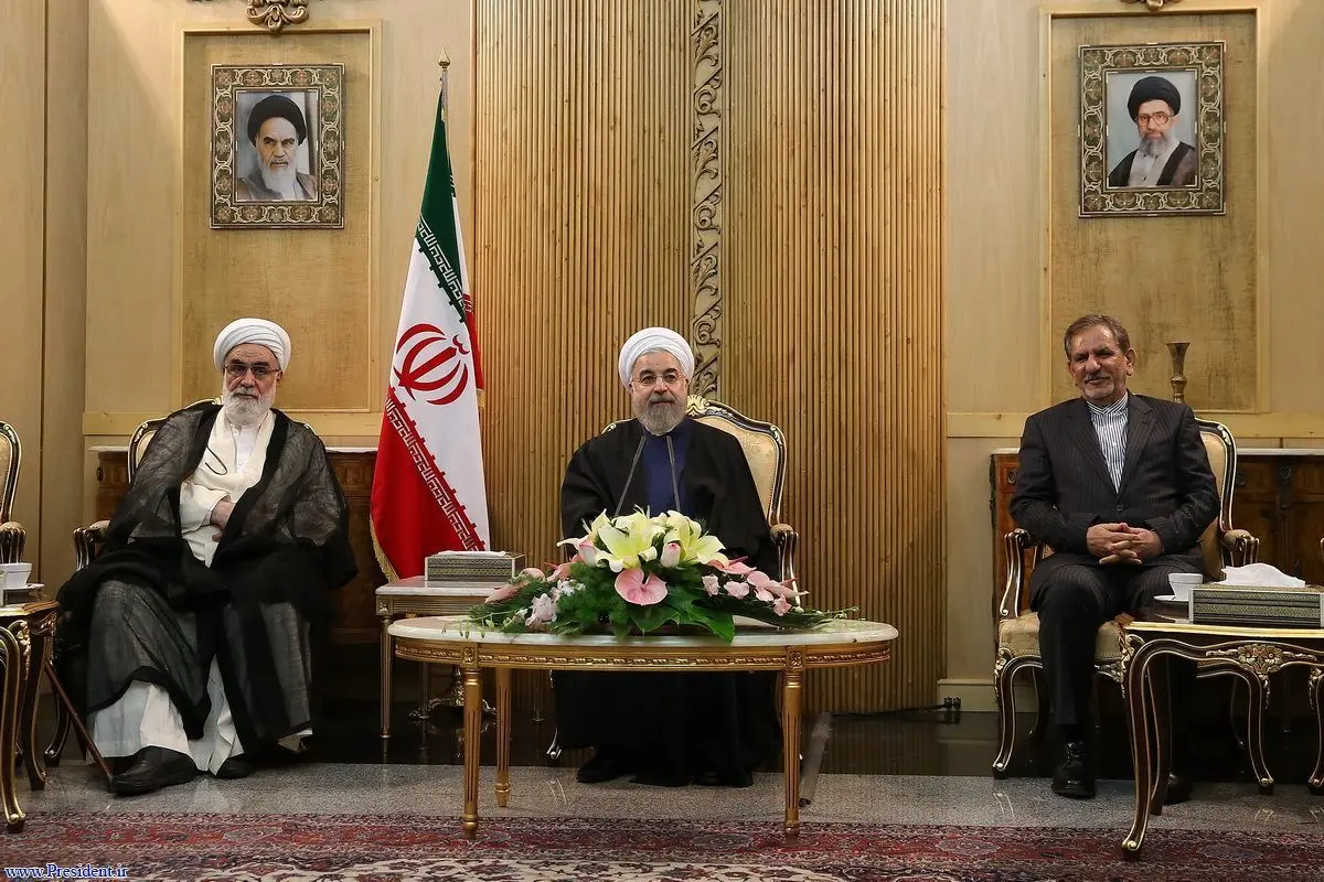 روحانی: مداخله غیرمسئولانه برخی در یمن با احکام اسلام و مقررات بین‌المللی سازگار نیست