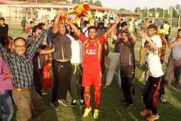 گزارش ویژه:: سنگ بزرگ در  راه لیگ‌برتری شدن دومین نماینده لیگ بر‌تری فولاد