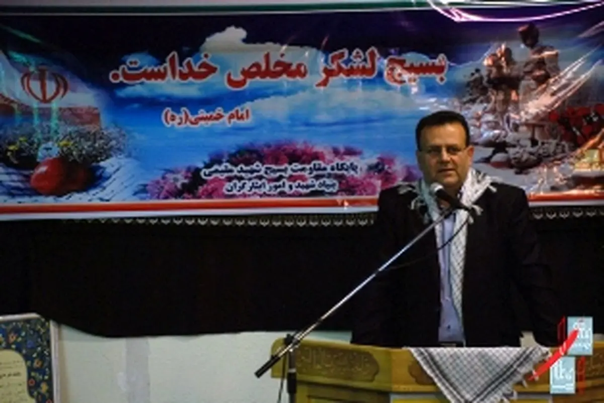 معاون توسعه مدیریت بنیاد به سوالات جامعه ایثارگری و خبرنگاران پاسخ داد