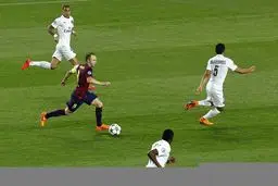 اینیستا: صحبت از مدعی قهرمانی لیگ قهرمانان کار دشواری است