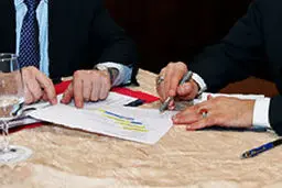 آغاز نگارش متن 